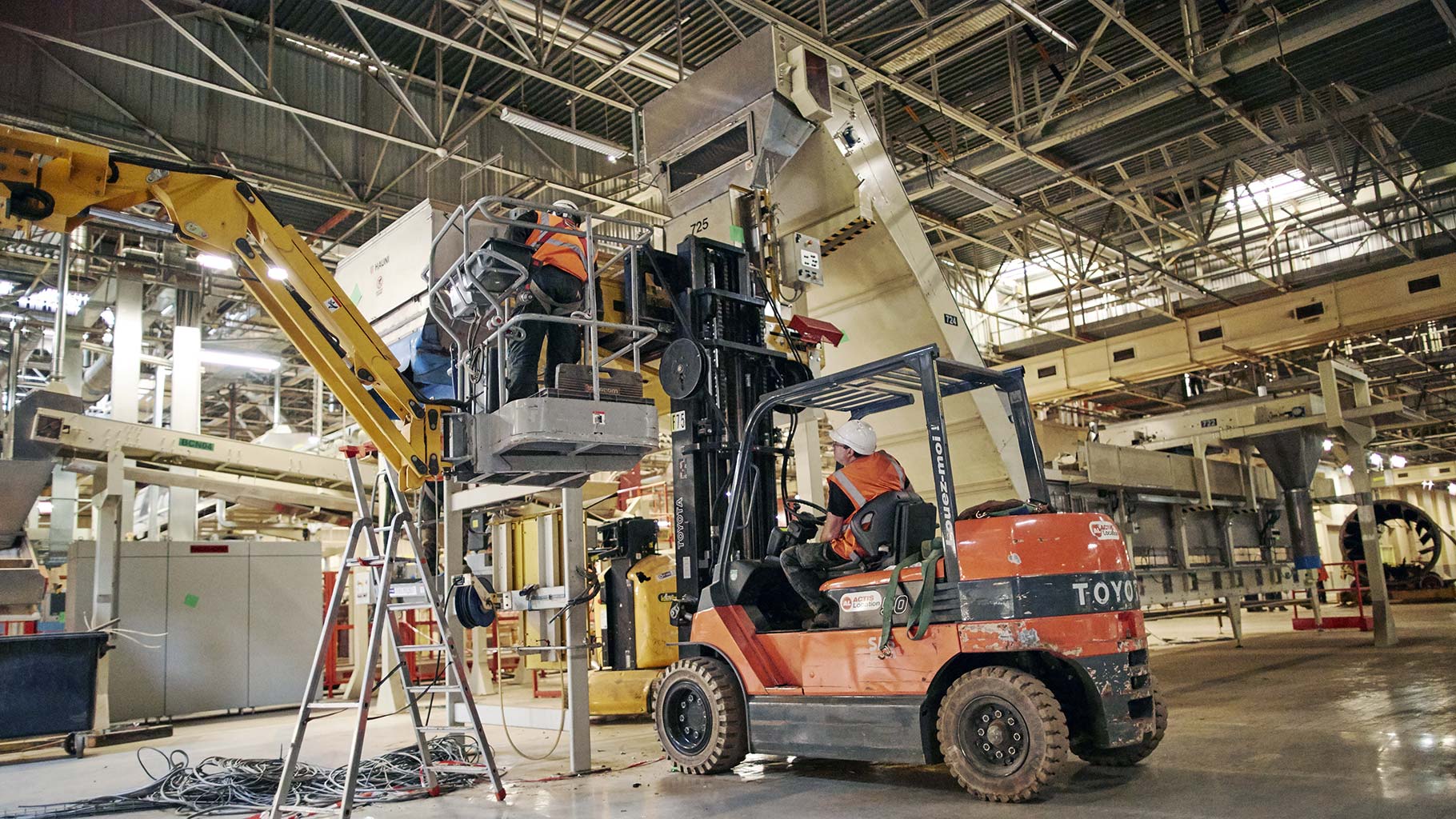 Services aux Industries